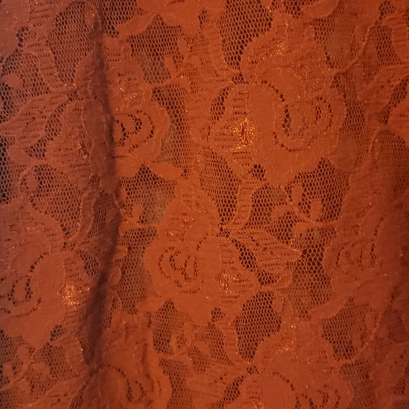 Top - Picture 2 of 3